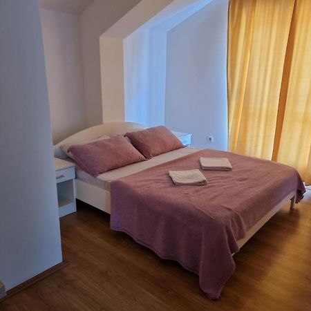 Apartmani Selektor 비옐로폴레 외부 사진