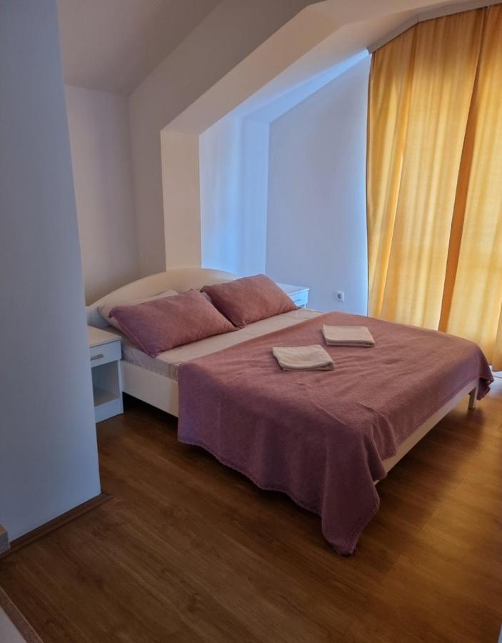 Apartmani Selektor 비옐로폴레 외부 사진